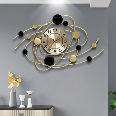 Nagy falióra Kreatív nappali dekoráció skandináv minimalista csendes fém órák bolygó alakú otthoni karóra