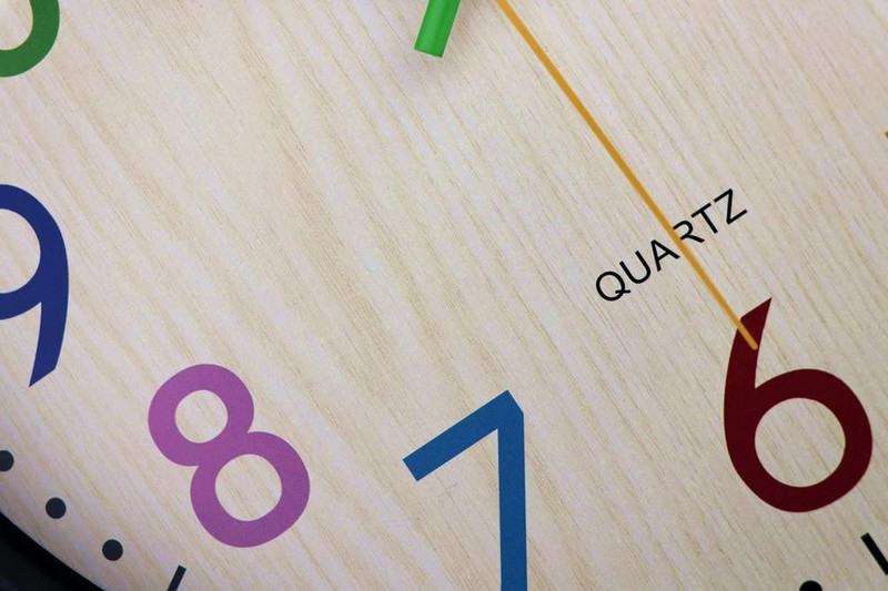 Vaikne laste seinakell, 12-tolline mitte-tiksuv akutoitega värviline dekoratiivne kell