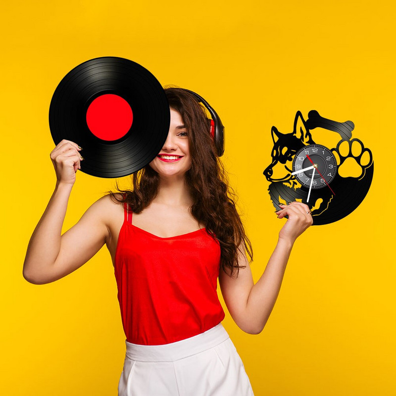 Szibériai husky bakelit lemez falióra csendes, nem ketyegő kutyamancs kisállatbolt Vintage Art Decor kutyafajta Husky kutyatulajdonos ajándékötlet