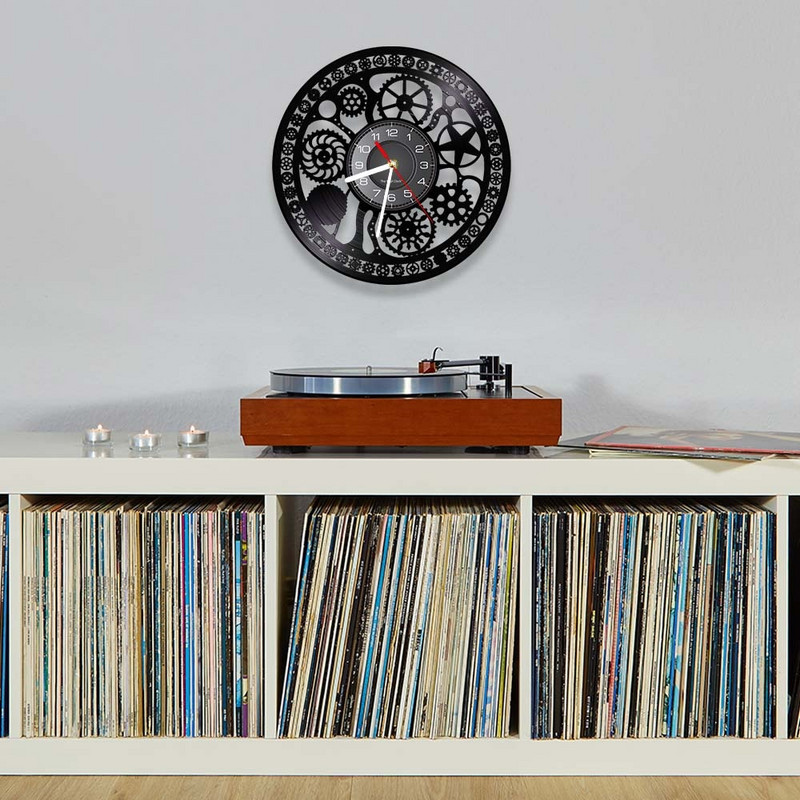 Fogaskerekű falióra Újratervezett lemez Steampunk fogaskerekekből gravírozott Retro falióra Ipari stílusú garázsdekoráció