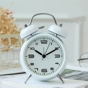 Kreatív ébresztőóra Vintage retro aranyos néma mutatós órák csengő hangos ébresztőóra világos éjjeli dekorációval