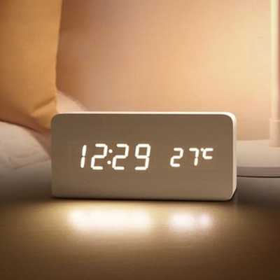 Kūrybingas išmanusis LED medinis dovanų elektroninis laikrodis šviečiantis nutildomas temperatūros dvigubas ekranas medinis žadintuvas