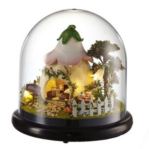 DIY Cottages Glazbena kutija Poklon djevojci za Valentinovo Ručno izrađena crtana LED kuća s figuricama navlake za prašinu Poklon za rođendan