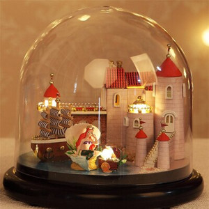 DIY Cottages Glazbena kutija Poklon djevojci za Valentinovo Ručno izrađena crtana LED kuća s figuricama navlake za prašinu Poklon za rođendan