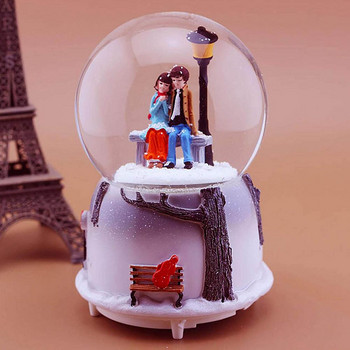 Музикална кутия Snow Globe Музикална кутия с кристална топка за двойка Sky City Music Подарък с кристална топка с цветни светлини и автоматични снежинки
