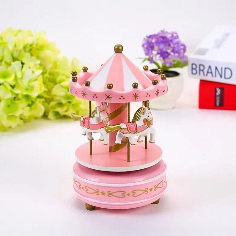 Zenedoboz fából készült zenedoboz Kezdőlap Kreatív tömörfa körhinta Kézműves Valentin-napi ajándék díszek Doboz ajándék fa körhinta