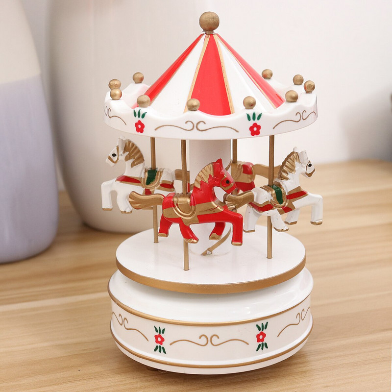 Boxcarousel Horse 3 fából készült ajándékok, Merry Go Round klasszikus óramű, musical, teljes luxus