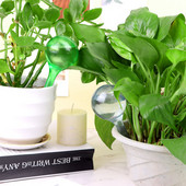 12 tk Puhkuseaia hooldamise taimede isekastmise gloobusid Tilkniisutuskomplektid Automaatne kastmispirn potitaimedele