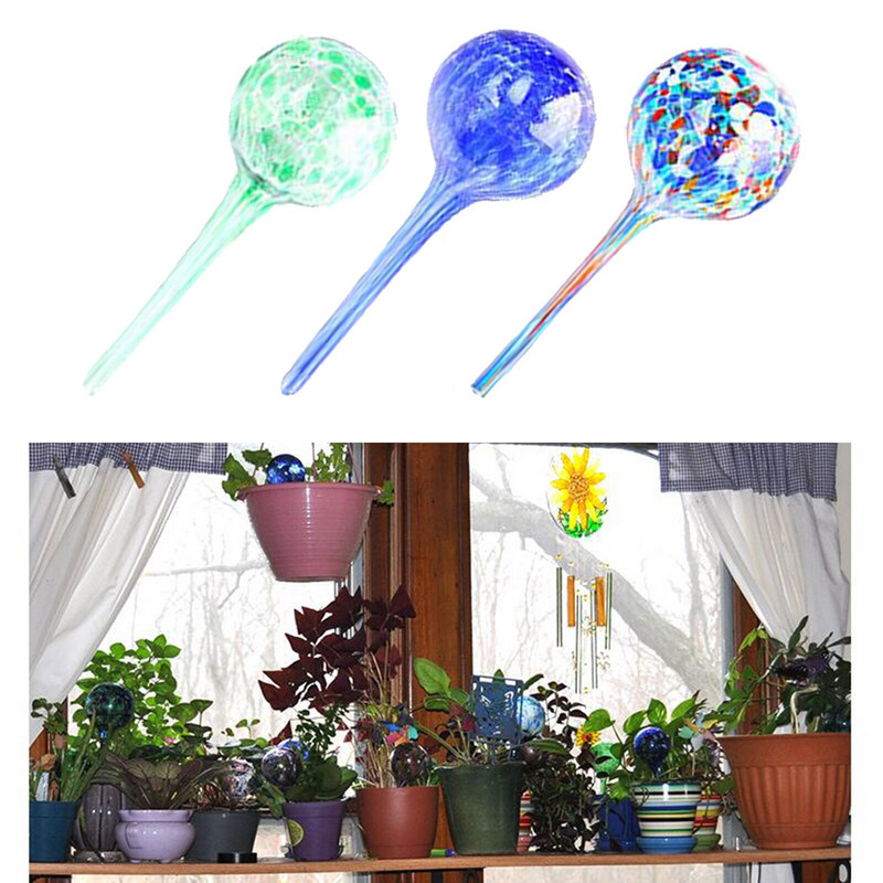 Sistem de irigare prin picurare cu becuri automate din sticlă pentru plante și flori