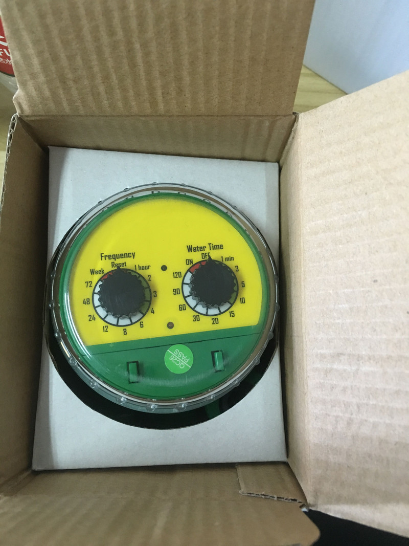 Dvigubo kodo sauso akumuliatoriaus variklio vožtuvo vandens laikmatis, skirtas namo sodui