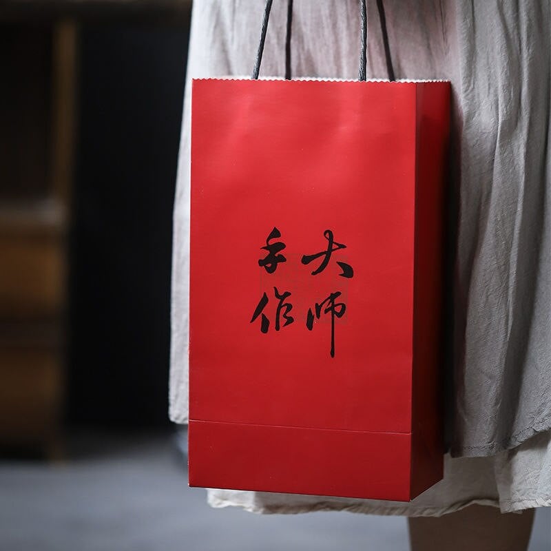 Керамична чаша за чай с очертания в златиста чаша за чай Китайска кунг-фу майсторска чаша Кутия за подарък за творческа личност за приятели Чаша за чай Комплект от 6