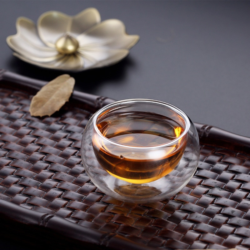 50 мл Двуслойна стъклена чаша за вкус на чай Вакуумен сандвич Топлоустойчива, устойчива на експлозия при висока температура Малка сладка чаша за чай