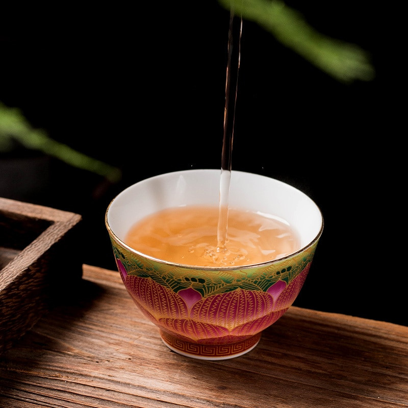Керамичен сервиз за чай в китайски стил Чаша за дома Емайлирана цветна чаша за чай Кафе Чаши за вино Традиционна купа за чай Персонална единична чаша