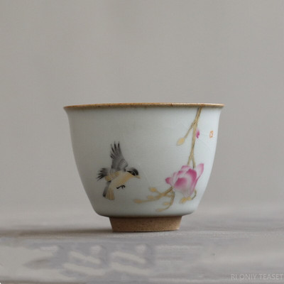 Boutique Ru Kiln keramikinis arbatos puodelis Kelioninis meditacijos puodelis rankomis dažytas gėlių raštas arbatos dubuo Pu'er Master puodelis arbatos rinkinio priedai