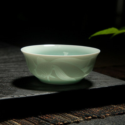 Új kínai árnyzöld/ködkék kungfu teáscsészék szilva/orchidea/bambusz/krizantém kerámia Longquan Celadon mester teáscsésze Pu'er