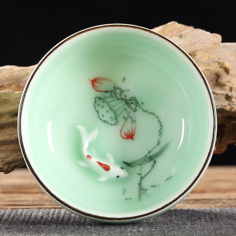 60 ml-es új Celadon kínai Kung Fu teáskészlet kerek lapos Lotus Pu'er teáscsészék Kézzel festett kerámia Lotus egyponty teáscsészék