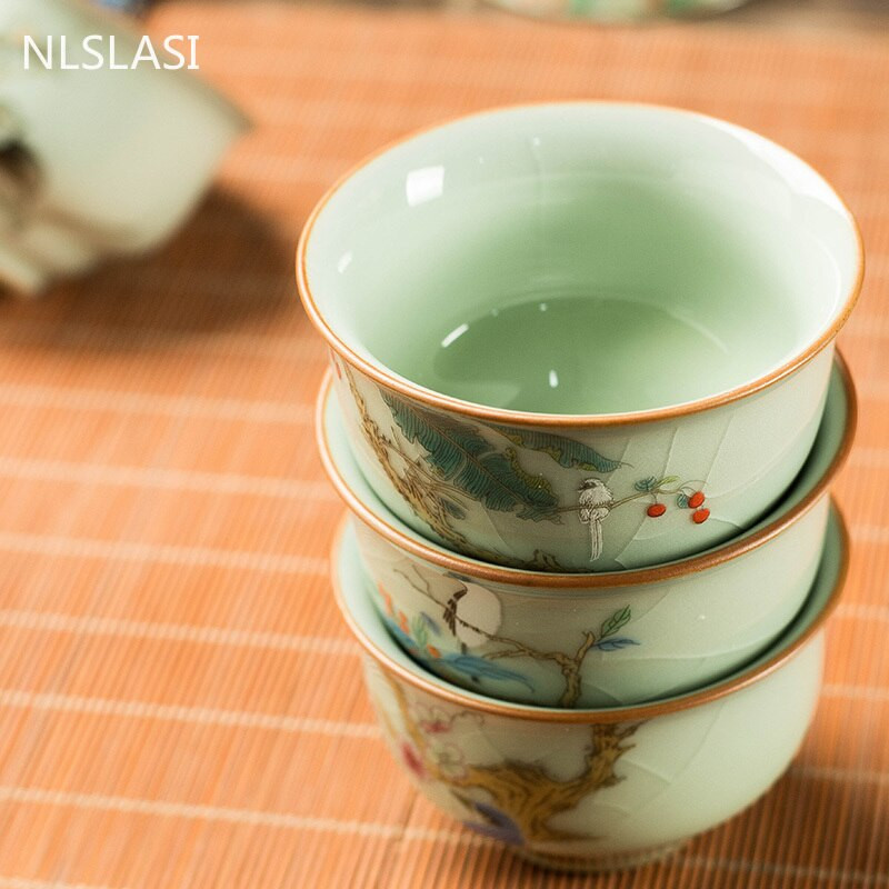 2 db/tétel Hagyományos jégrepesz kerámia teáscsésze kávéscsésze kézzel festett virágmintás teástál Kézzel készített teáskészlet kiegészítő