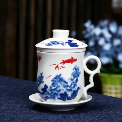 Kék-fehér porcelán kerámia irodai teáscsésze fedővel és szűrővel Kreatív kerámia, kézzel festett vizespohár ajándék italos edény