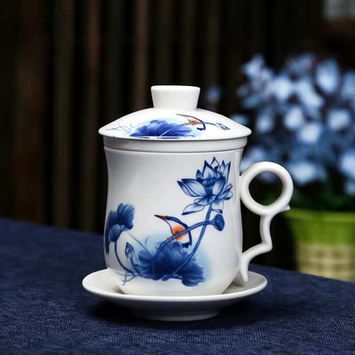 Kék-fehér porcelán kerámia irodai teáscsésze fedővel és szűrővel Kreatív kerámia, kézzel festett vizespohár ajándék italos edény
