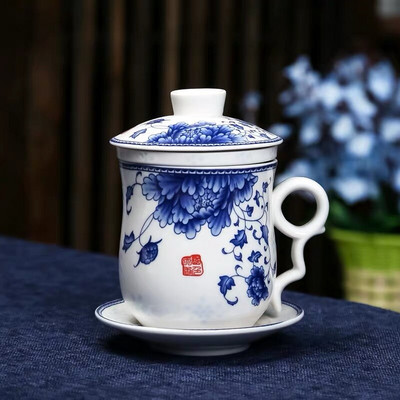 Kék-fehér porcelán kerámia irodai teáscsésze fedővel és szűrővel Kreatív kerámia, kézzel festett vizespohár ajándék italos edény