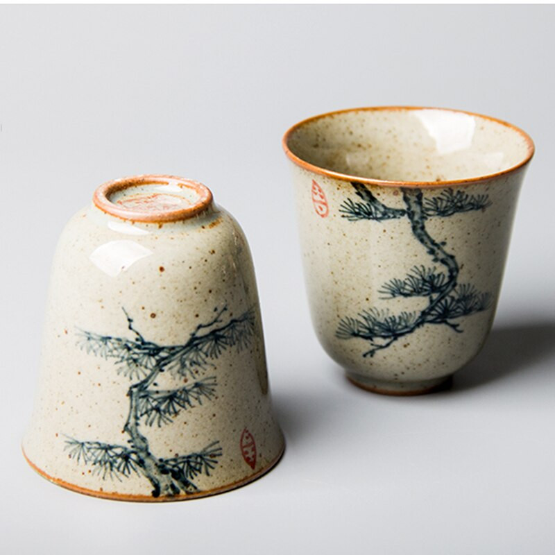 4 στυλ Ζωγραφισμένη στο χέρι Πεύκη Κεραμική Jingdezheng Φλιτζάνια Νερού Όμορφο Σετ Φλιτζάνι Τσαγιού Ορχιδέα Κούπες Καφέ δαμάσκηνου για Τελετή Τσαγιού
