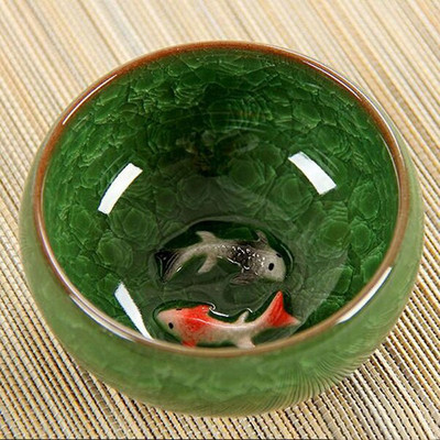 Kínai jégroppanó máz kerámia teáscsészék Anaglyph 3D Koi Fish Art Cup Single Tea Colorful Carp Fish Porcelán Tazza 1db 60ml