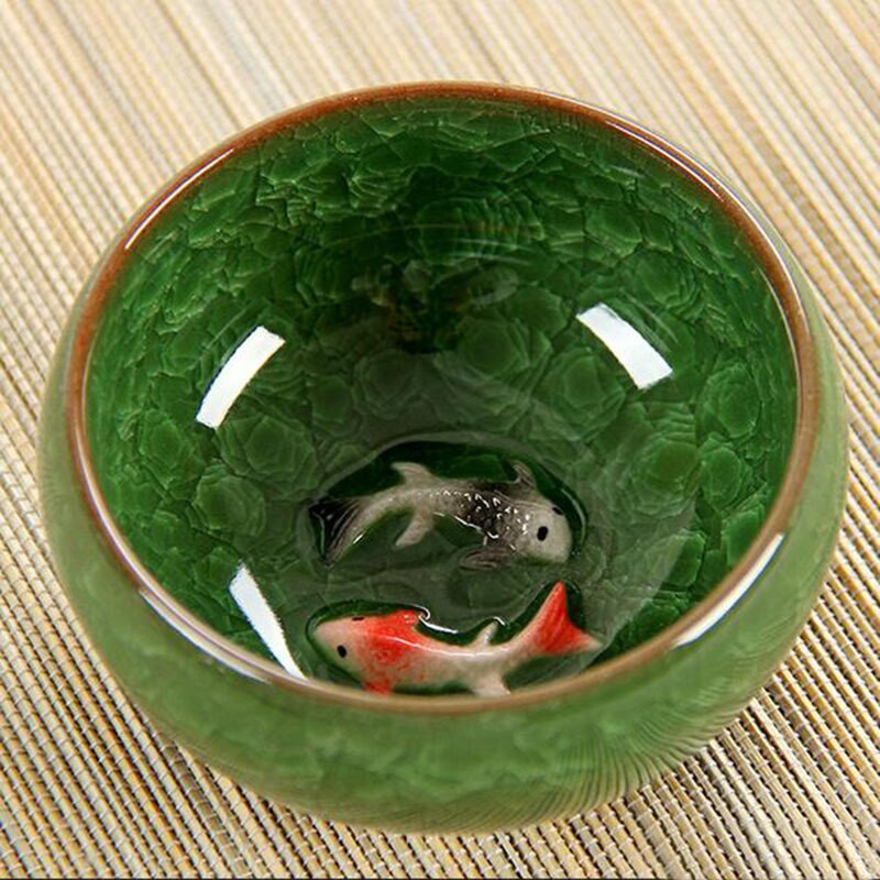 Kínai jégroppanó máz kerámia teáscsészék Anaglyph 3D Koi Fish Art Cup Single Tea Colorful Carp Fish Porcelán Tazza 1db 60ml