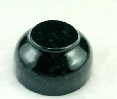 Išskirtiniai natūralūs Lantian tamsiai nefrito arbatos puodeliai Rankomis raižyti juodai žalios spalvos nefrito akmeniniai sveikatos arbatos puodeliai Kung Fu arbatos indai