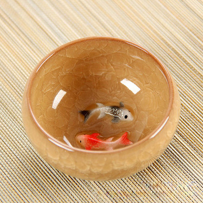 Újdonság 3D kerámia dupla Fish China tea nagy csésze, Crackle Glaze utazási teástál Kung Fu teáscsésze készlet Kínai porcelán teáscsésze készletek