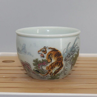 Személyes ismertető Kerámia teáscsésze Jingdezhen teáscsésze Hagyományos retro stílusú porcelán kávés teáscsésze kis teástál