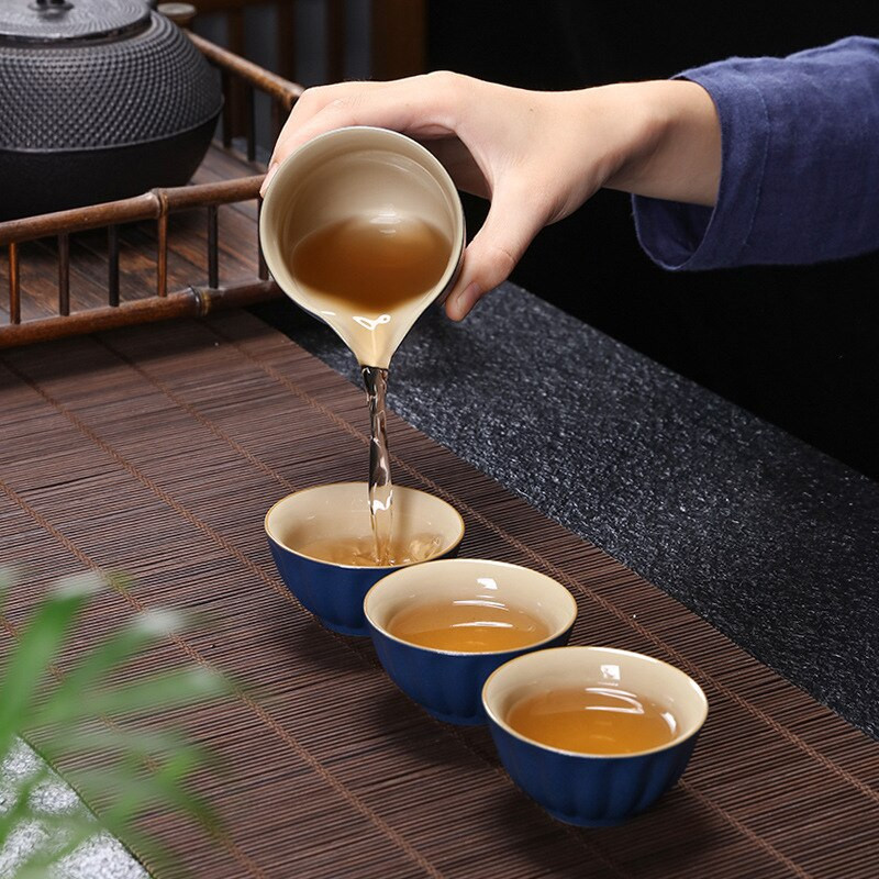 Japán stílusú kőedény kancsó Kerámia Kerámia Gong Bei-cha Qi Egyenletes csésze Kiegészítők Tea infúziók