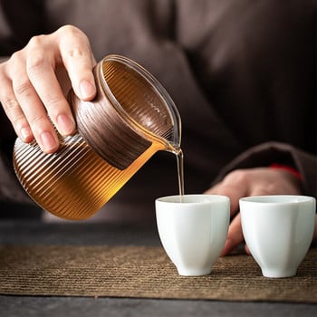 Hammer Textured Glass Fairness Cup Παχύς ανθεκτικός στη θερμότητα Διανομέας τσαγιού Ιαπωνική διαφανής γυάλινη ξύλινη λαβή Tea Sea
