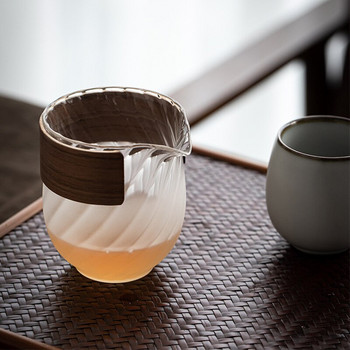 Hammer Textured Glass Fairness Cup Παχύς ανθεκτικός στη θερμότητα Διανομέας τσαγιού Ιαπωνική διαφανής γυάλινη ξύλινη λαβή Tea Sea