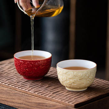 90ml Retro ανάγλυφο Auspicious Clouds Art Ceramic Tea Cup Household Large Personal Single Master Cup Tea Making Kung Fu Teaware