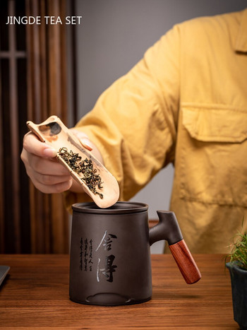 Παραδοσιακή κινέζικη μωβ πήλινη κούπα τσαγιού με καπάκι και σουρωτήρι Χειροποίητο φλιτζάνι τσαγιού Yixing Zisha Φλυτζάνι τσαγιού από μασίφ ξύλο Παρασκευαστής τσαγιού