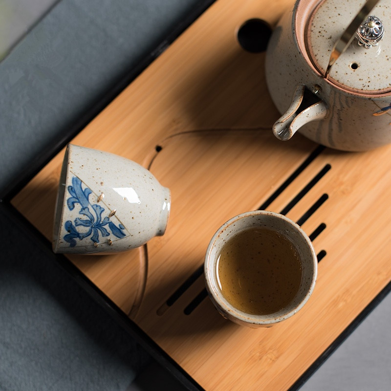 Japán porcelán retro kék-fehér teáscsésze Arany Kungfu teáskészlet festett arany antik teáscsésze kerámia egytál 60ml