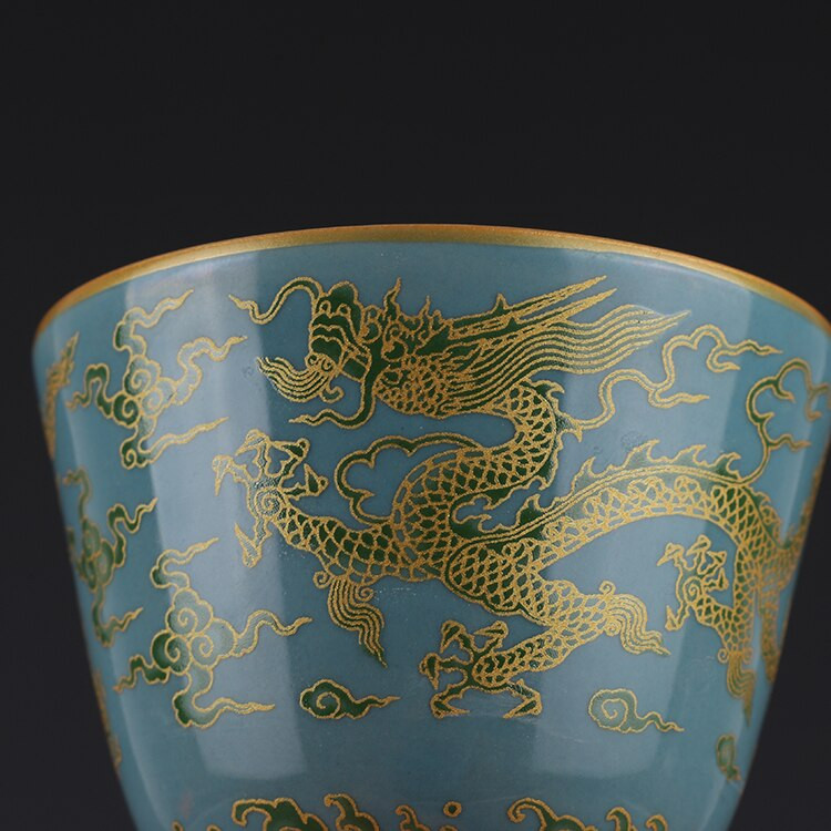 Chenghua Breen Color Golden Dragon Pattern Tea Cup Kis csésze Antik Gyűjtemény Dekoráció