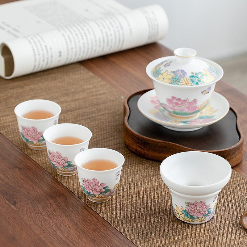2db/tétel 45ml Kézzel festett Lotus Art kerámia teáscsésze Jingdezhen egypohár Kung Fu Tea Master Cup Háztartási vizes pohár ital