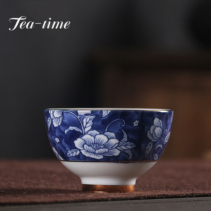 Kínai kék-fehér porcelán kerámiás teáscsészék vízkőmentesítő teástál Kézzel készített porcelán teáscsésze egypohár ivóedények