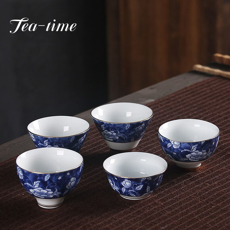 Kínai kék-fehér porcelán kerámiás teáscsészék vízkőmentesítő teástál Kézzel készített porcelán teáscsésze egypohár ivóedények