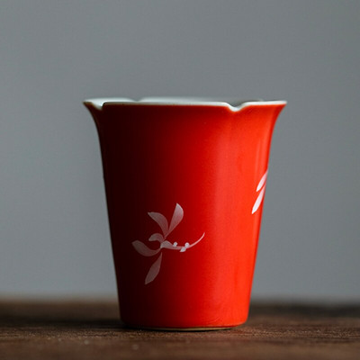 30 ml Boutique Pure Rankomis dažytas slyvų orchidėjų arbatos puodelis Keraminis arbatos puodelis Single Master Cup Arbatos skonio Kung Fu arbatos rinkinys Samll kvapo puodelis