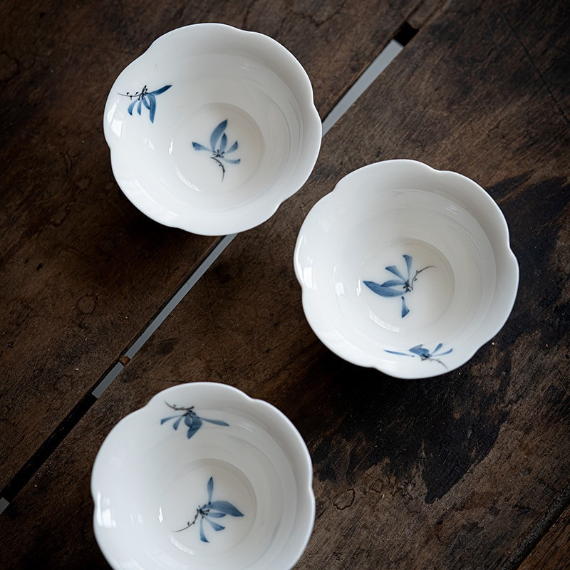 2 vnt/rinkinys 55 ml rankomis dažytas drugelių orchidėjų arbatos puodelis Geriamasis puodelis Master Cup Buitinis Kung Fu arbatos puodelių rinkinys Arbatos indų ceremonija