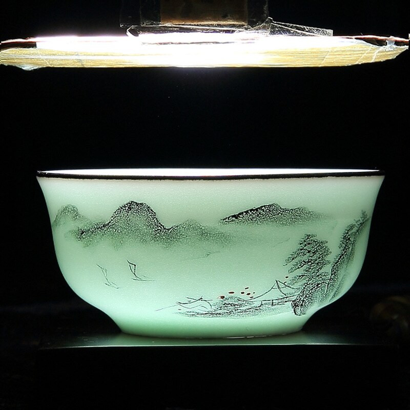 60ml Celadon Landscape/Orchidea/Bambusz Rím teáscsésze Kézzel festett Dombornyomott Singer Carp Fish Creative Chinese Pu'er Cup 7*3,2cm