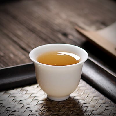 2 buc/lot ceașcă de ceai din ceramică chinezească pentru ceai Suet Jad porțelan alb ceșcă de ceai lucrată manual bol de ceai o singură ceașcă cești maestru cadou chinezesc