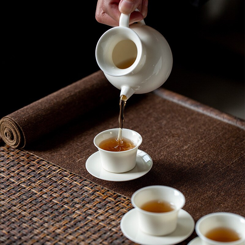 2db/tétel 30ml Kézzel készített sárgabarack fehér kerámia teáscsésze Antik kis vödörsapkás teáscsésze japán kung fu teaset porcelán mesterpohár