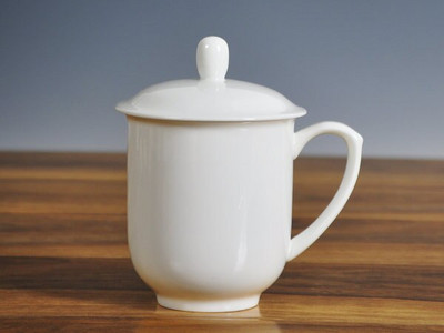 Jingdezhen Ceramics Didelės talpos arbatos puodelis Biuras su arbatos puodelio dangteliu Namų porcelianinis vandens puodelis Arbatos reikmenys arbatos infuzatorius