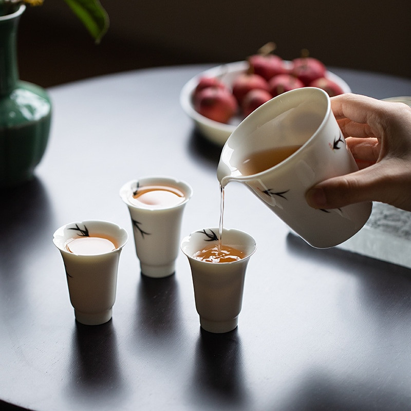 2db/Szett Tiszta, kézzel festett fecskemanó művészeti teáscsésze háztartási kerámia egypohár mesterpohár Kung fu tea kis Juxiang illatos csésze