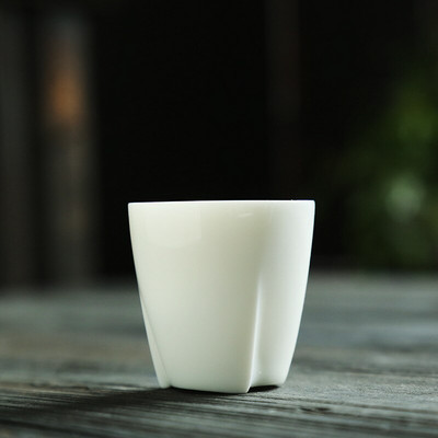 Celadon fehér jáde porcelán Kung Fu teáskészlet teáscsésze kerámia csésze kerámia fehéráru Új kínai mesterkupa egypohár teáscsészék