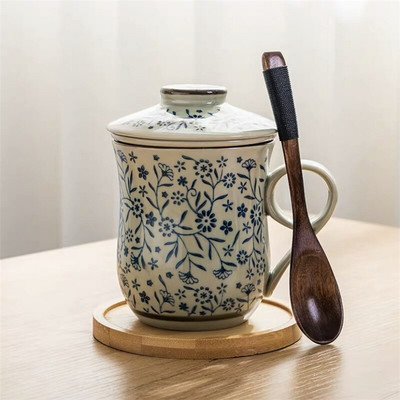 Kék-fehér porcelán teáscsésze kerámia kézzel festett retro vízelválasztó bögre fedőszűrővel Irodai teáscsészék Italkészlet