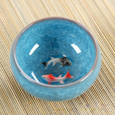 Újdonság 3D kerámia dupla Fish China tea nagy csésze, Crackle Glaze utazási teástál Kung Fu teáscsésze készlet Kínai porcelán teáscsésze készletek